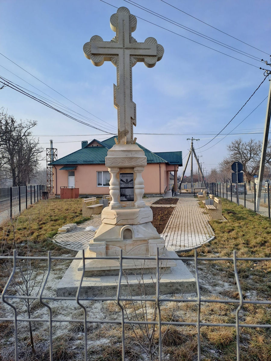 Rastigniri, monumente, lucrari din piatra de Cosauti foto 9