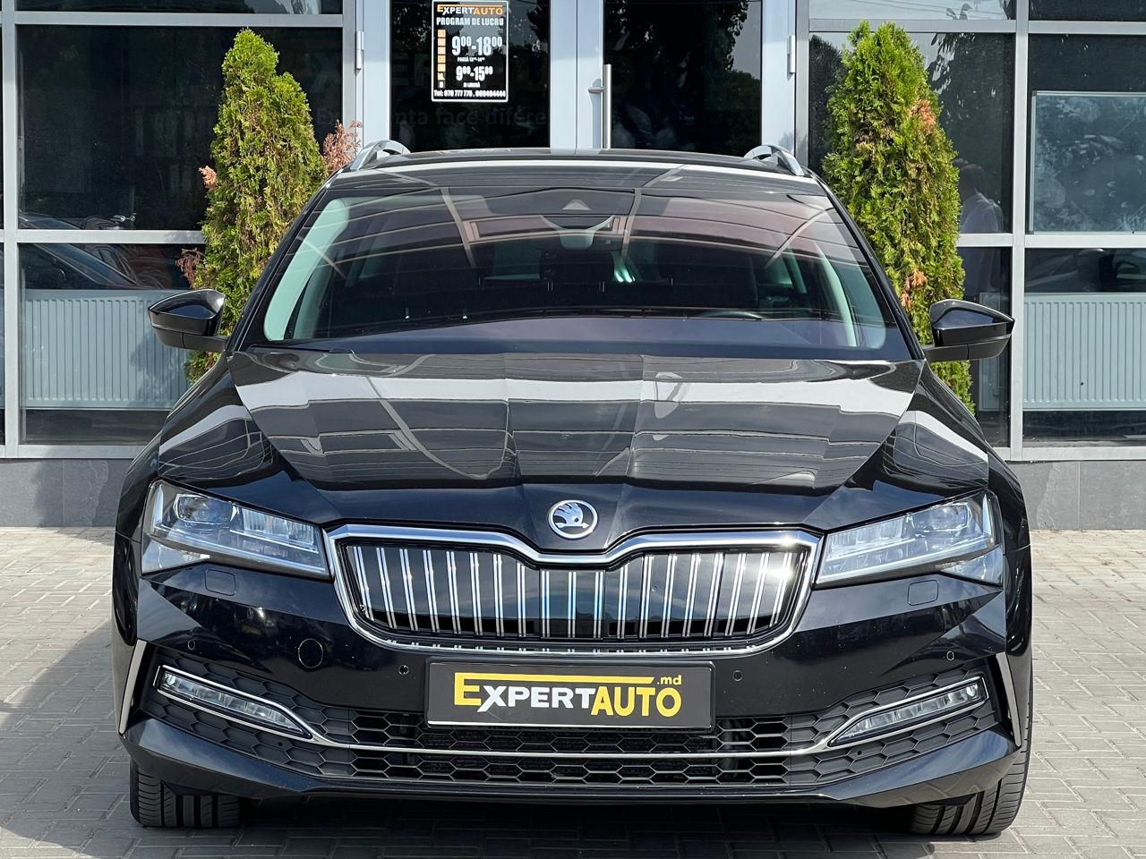 Skoda Superb — fotografia 2