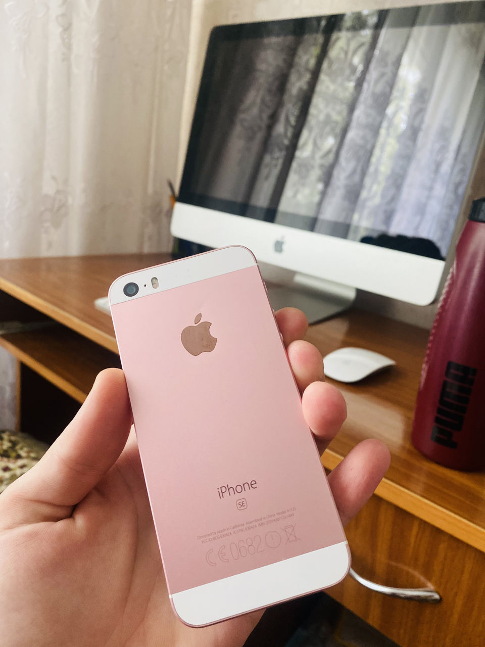 iPhone SE 2016
