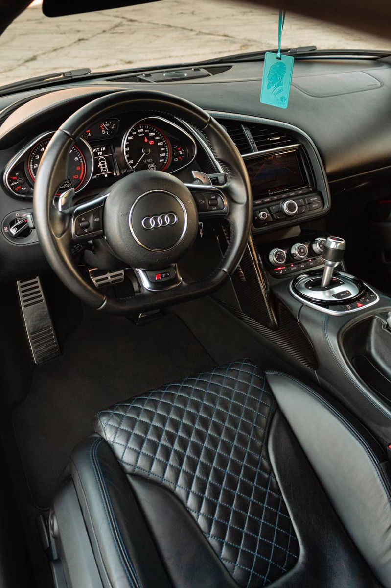 Audi R8 foto 4