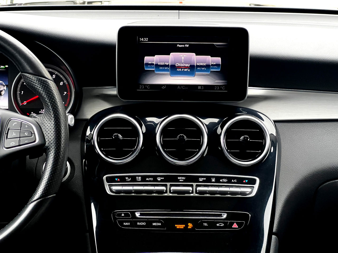 Mercedes GLC foto 5