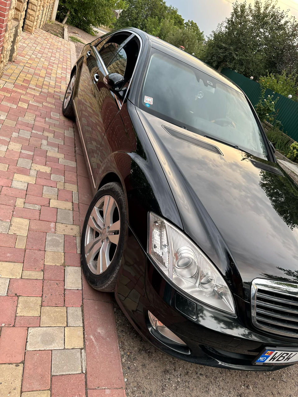 Mercedes S-Class foto 1