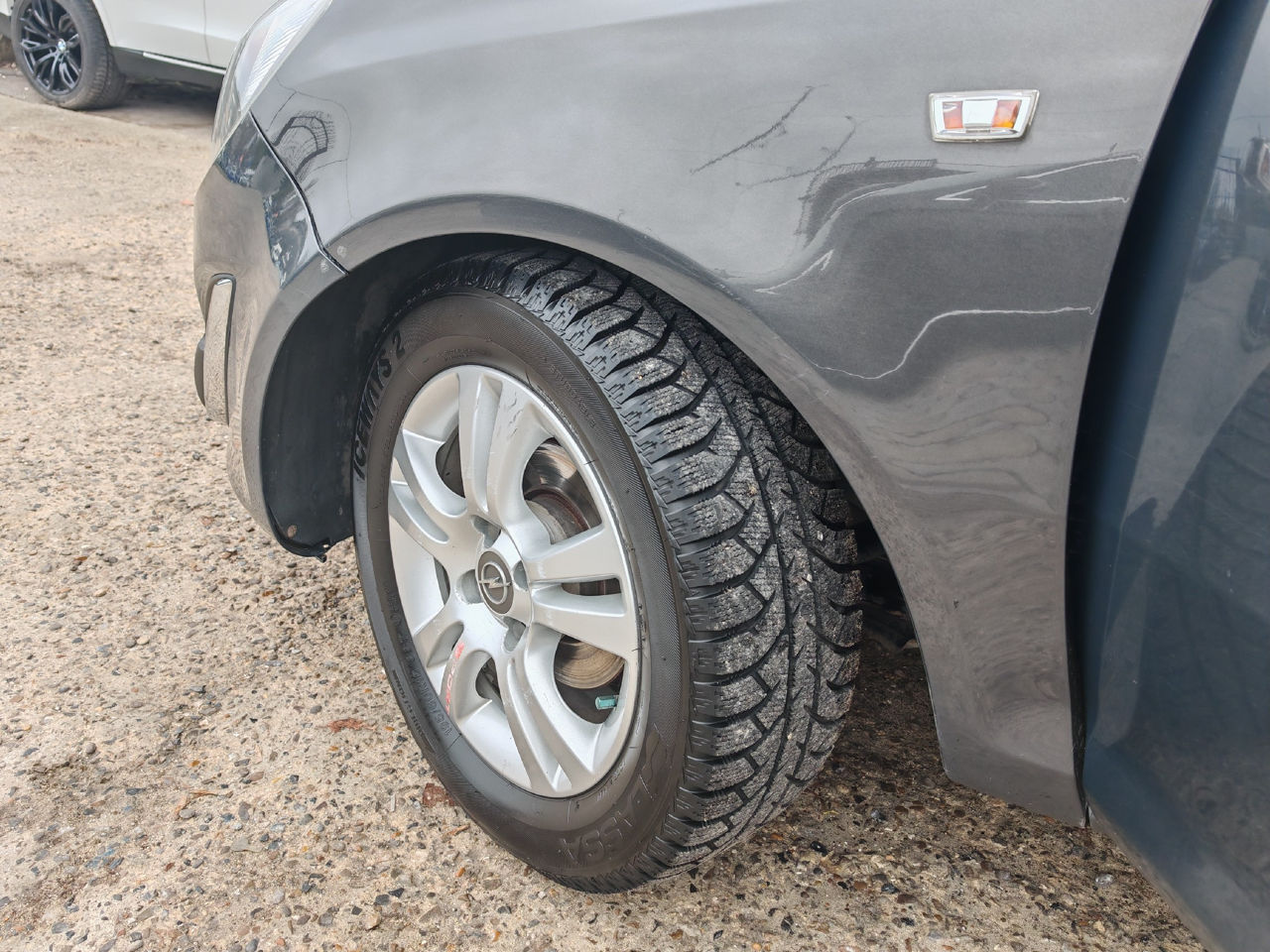 Opel Corsa фото 8