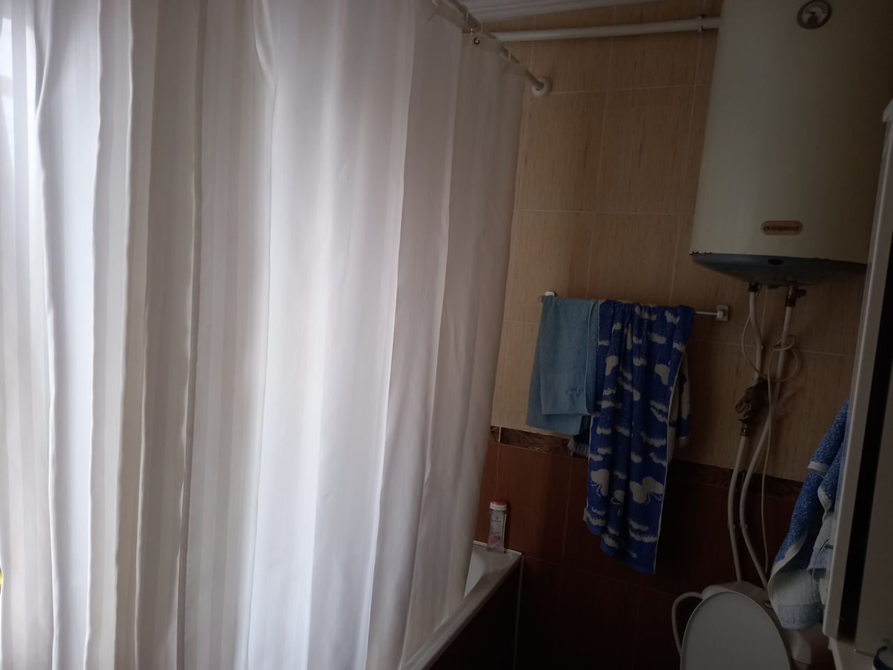 Casa mare cu mansarda nefinisata foto 8