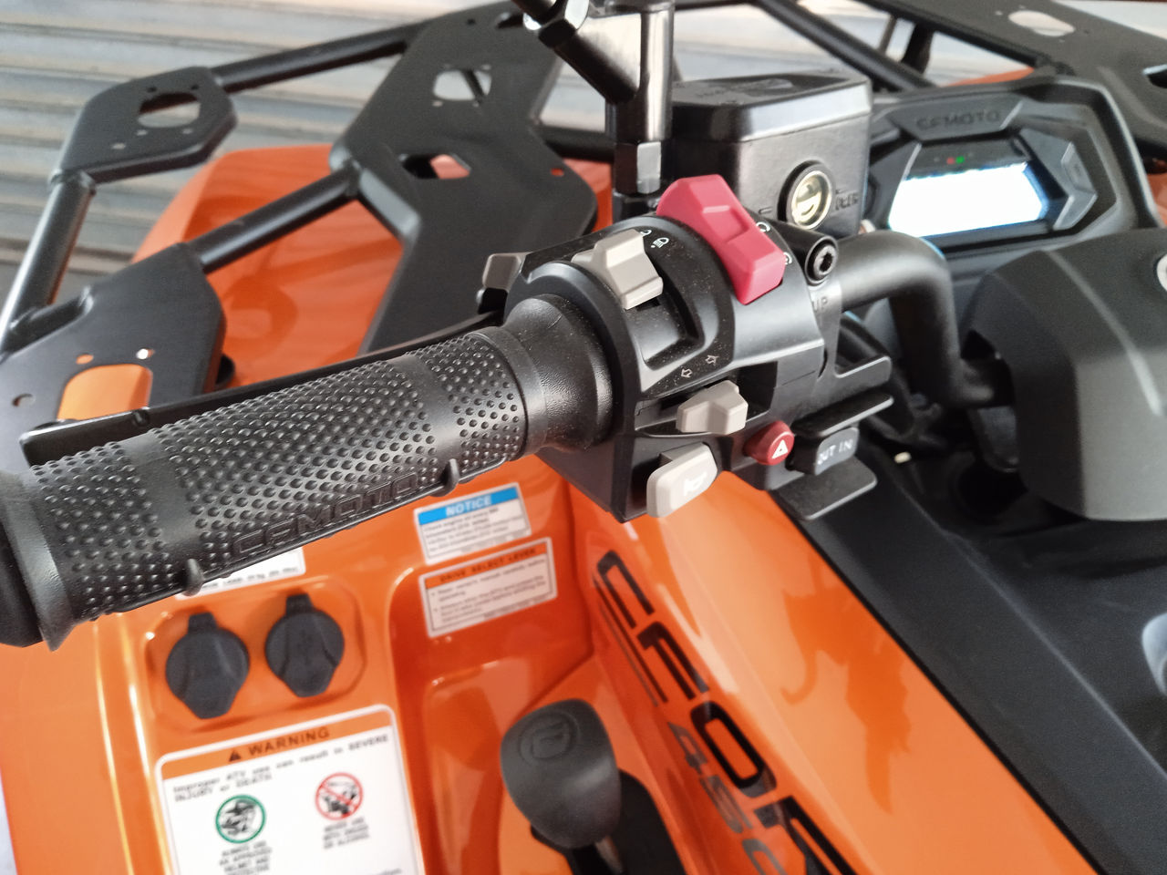 CFMOTO CForce X4 450L foto 5