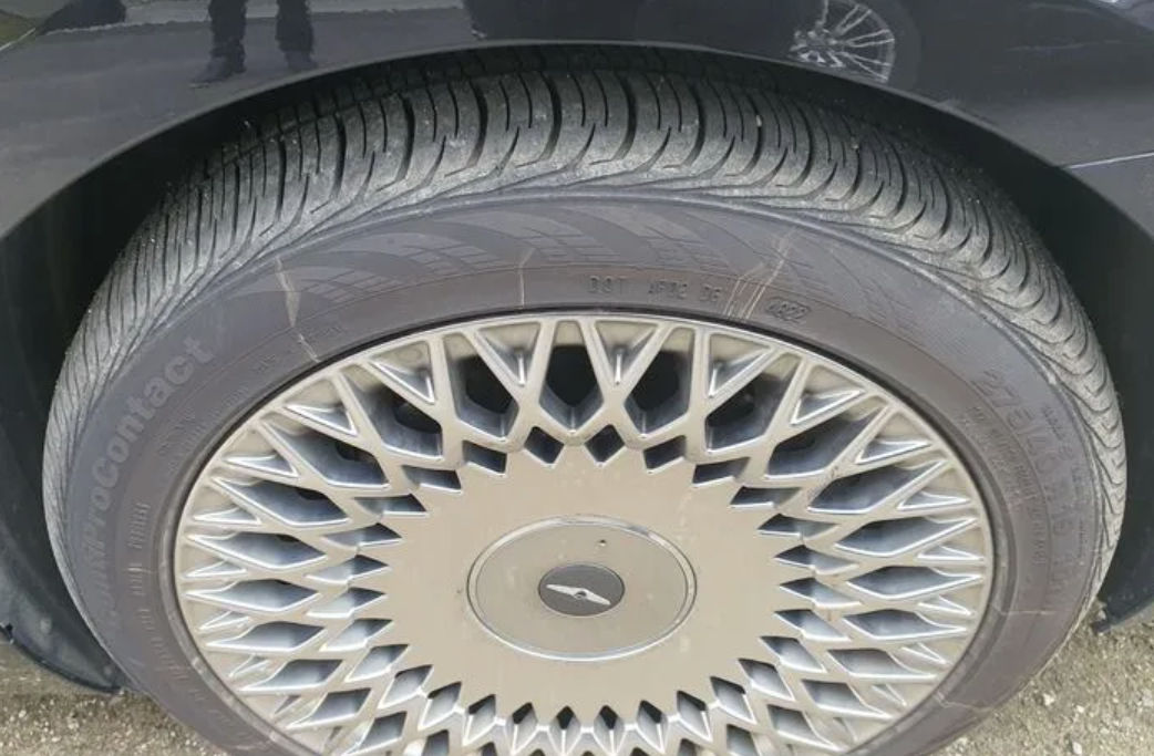 Genesis G90 foto 2