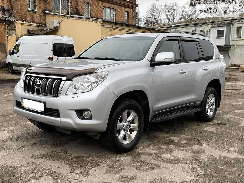 Toyota Land Cruiser Prado foto 8