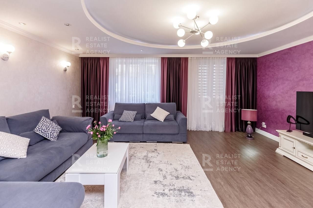 Apartament cu 3 camere, 134 m², Centru, Chișinău foto 3