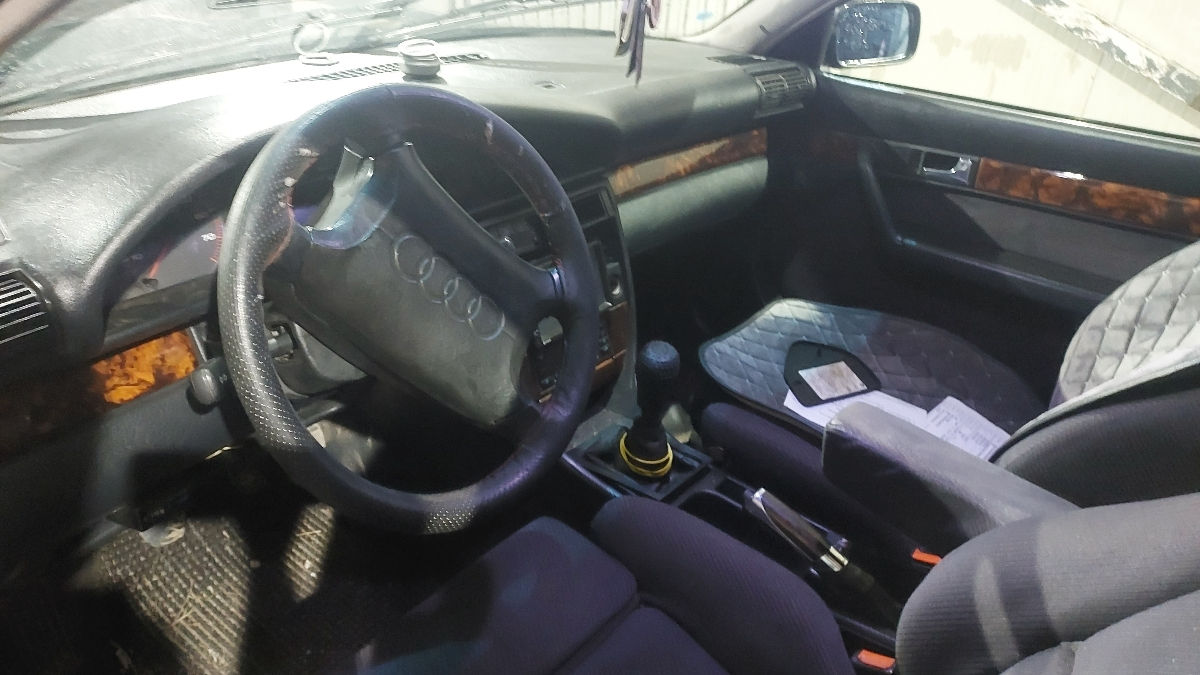 Audi 100 C4 2.0 16 Valve 2.3 foto 5