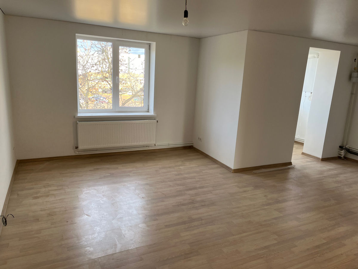 Apartament cu 2 camere,  Centru,  Soroca,  Soroca foto 3