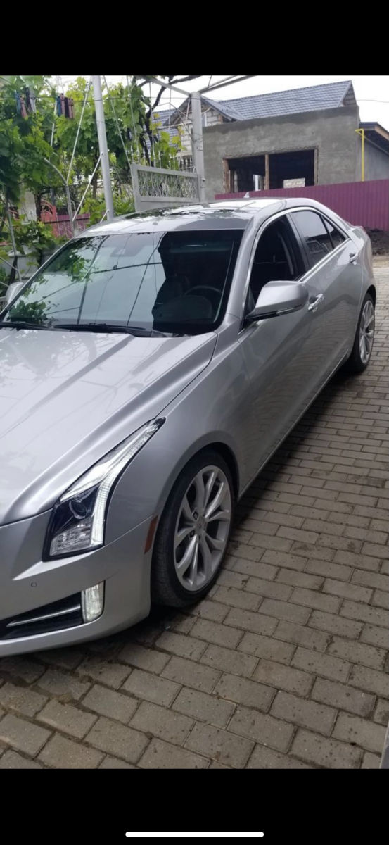 Cadillac ATS foto 2
