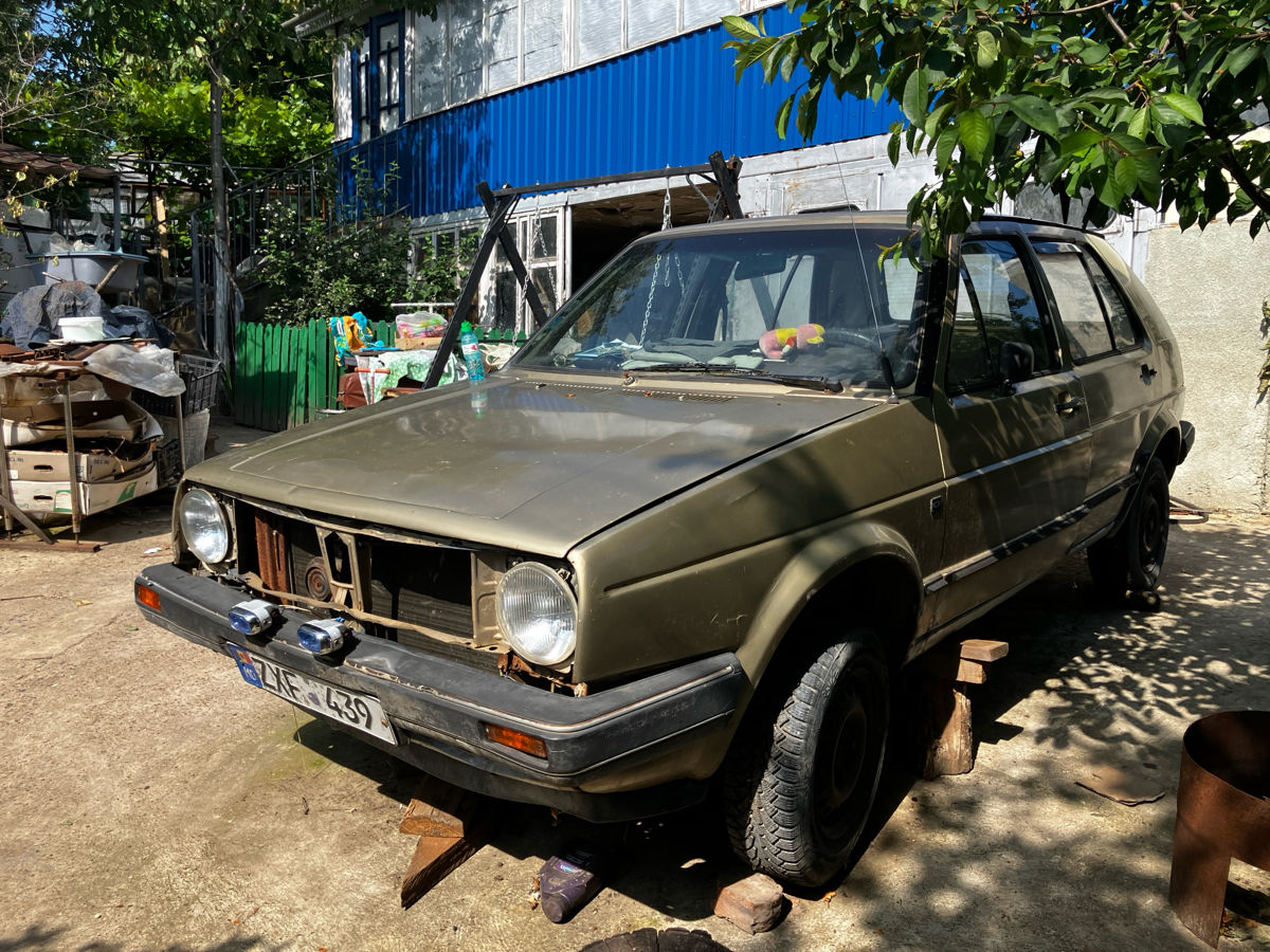Volkswagen Golf an. 1984 cu rulaj 345678 km, Benzină, 15000 MDL