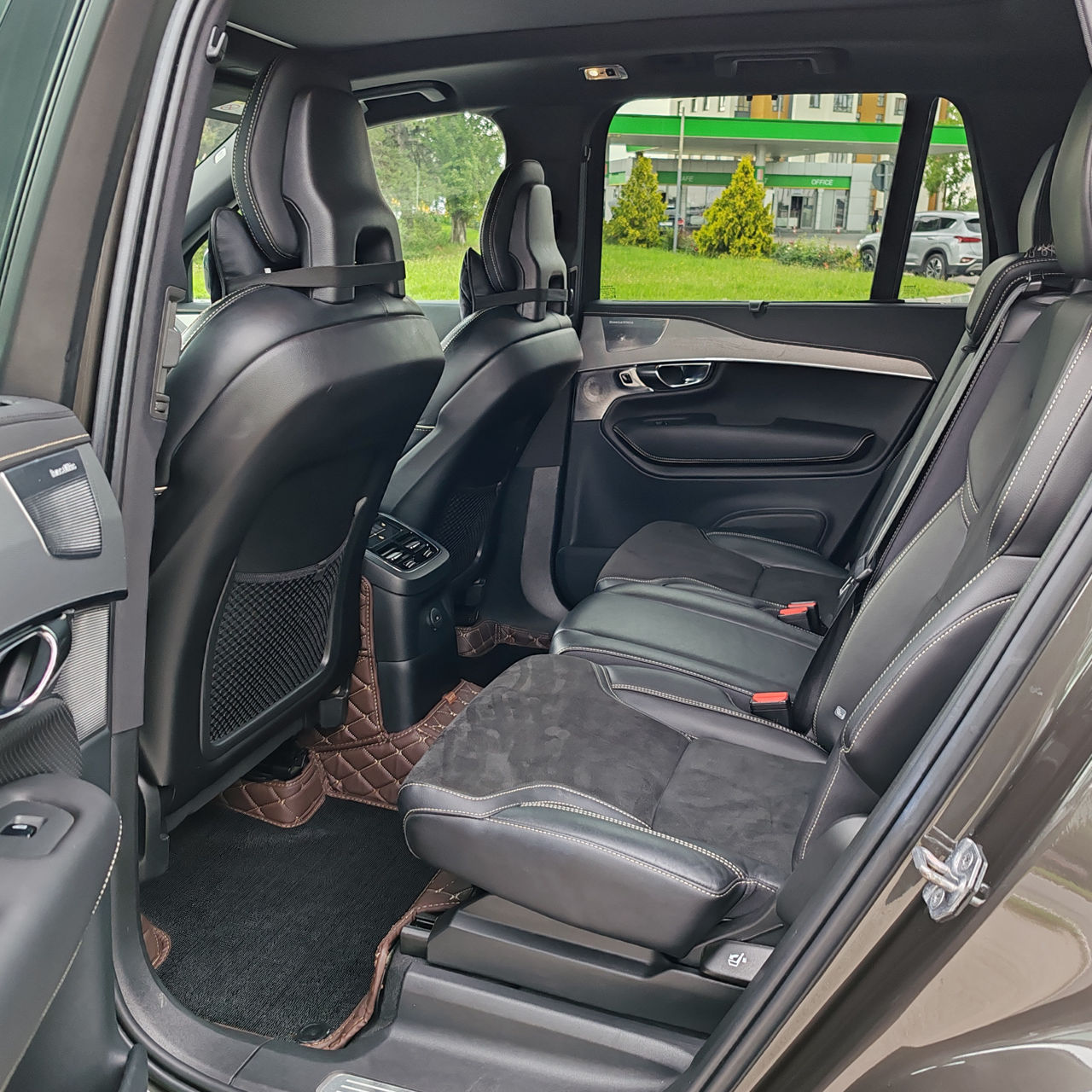 Volvo XC90 foto 10
