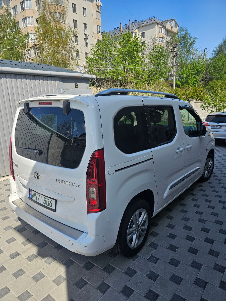 Toyota Proace City foto 3