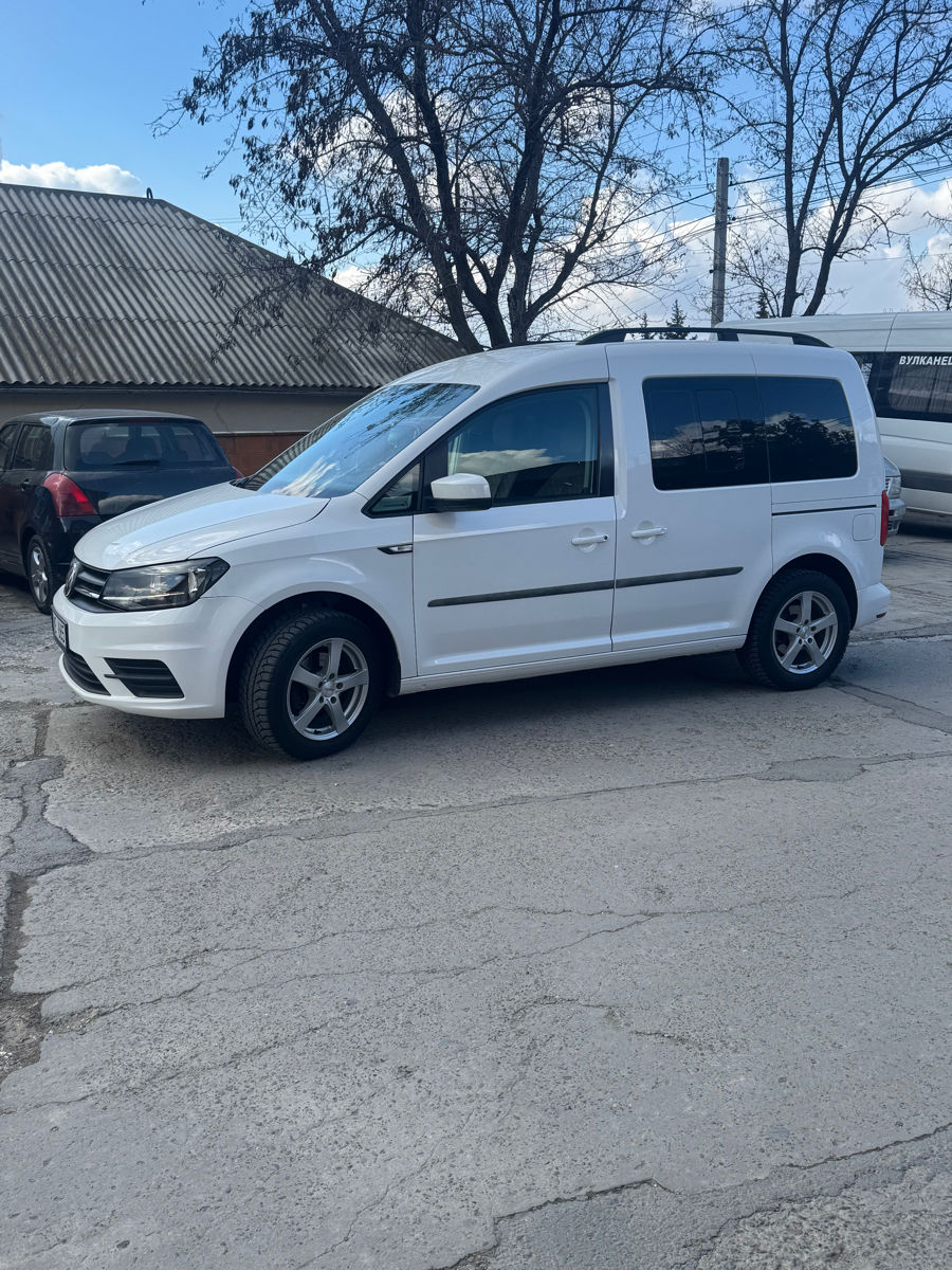 Volkswagen Caddy foto 1