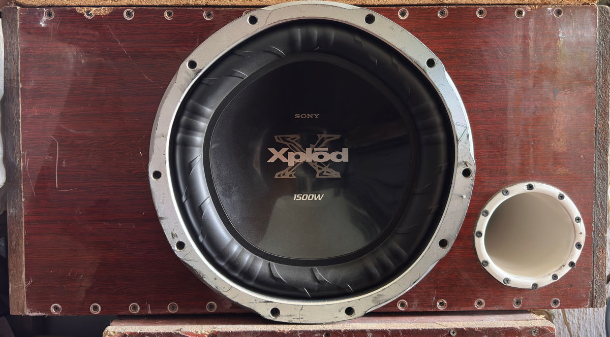 Subwoofer Sony Xplod 1500w foto 0