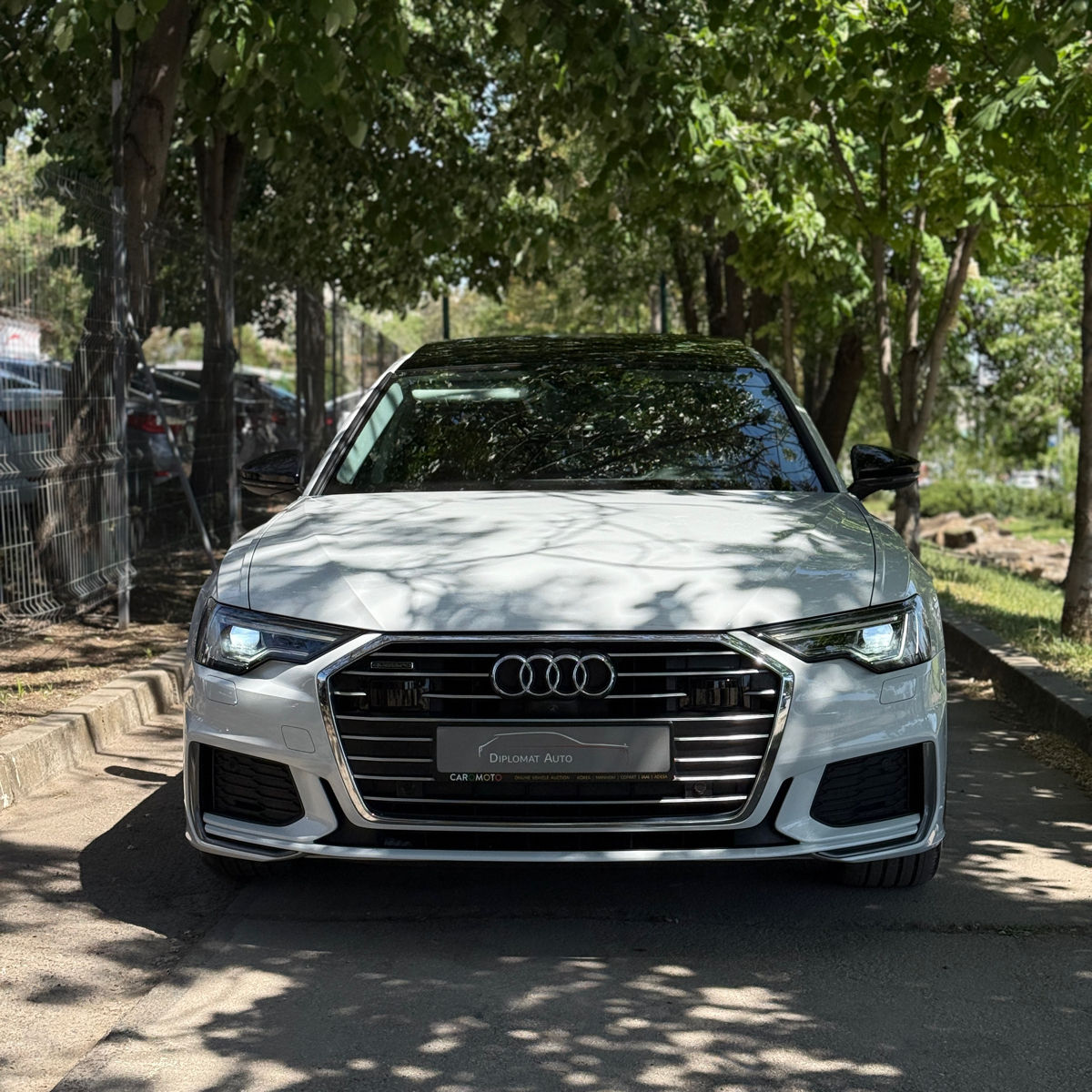 Audi A6 фото 1