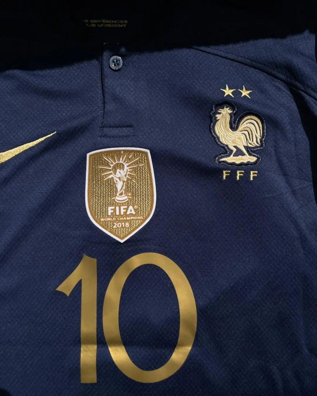 Tricouri fotbal // Football jerseys foto 0