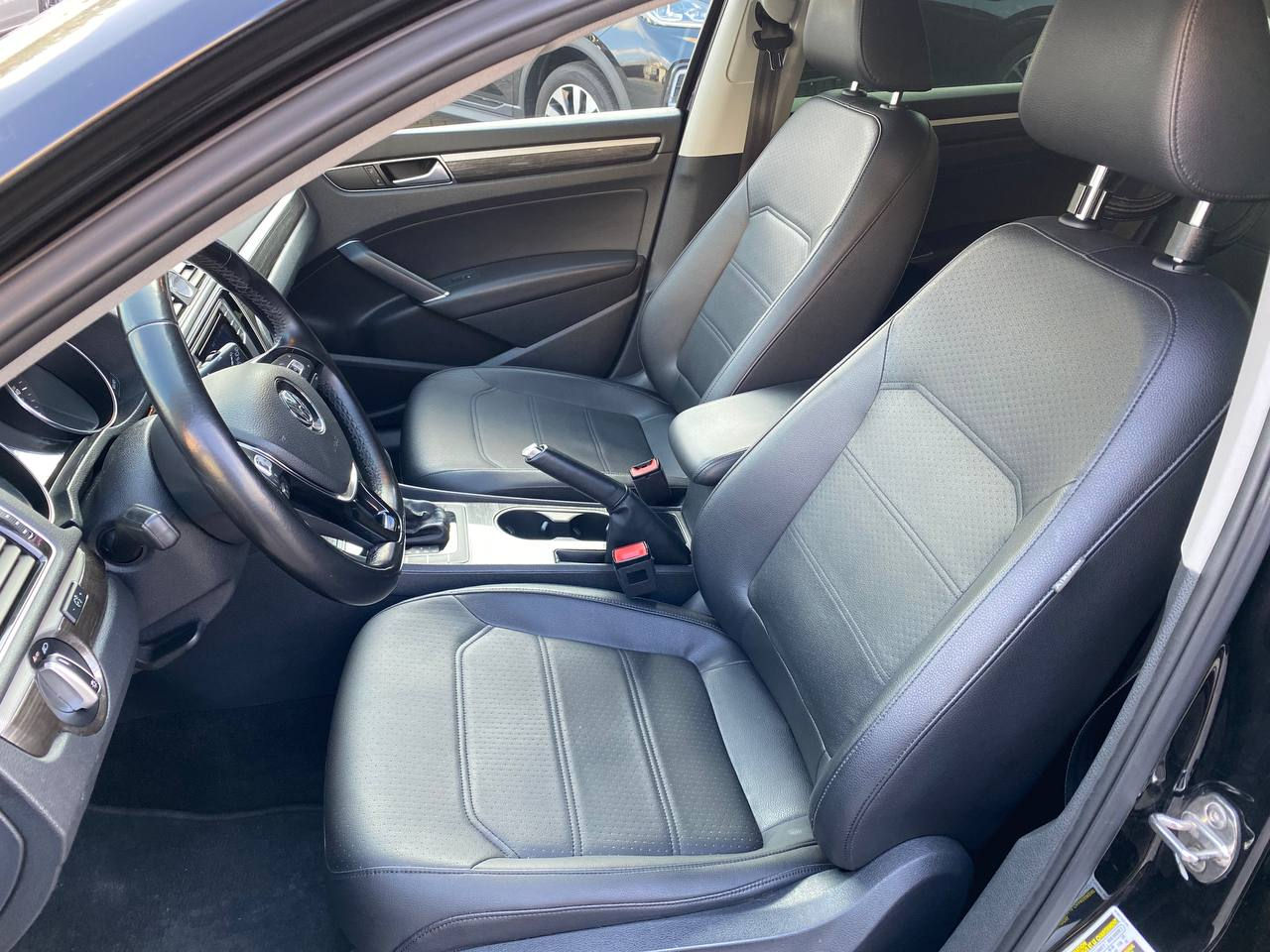 Volkswagen Passat foto 7