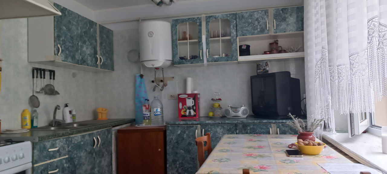 Spre vinzare casa cu suprafata de 90 m.p in s.Roscani. foto 11