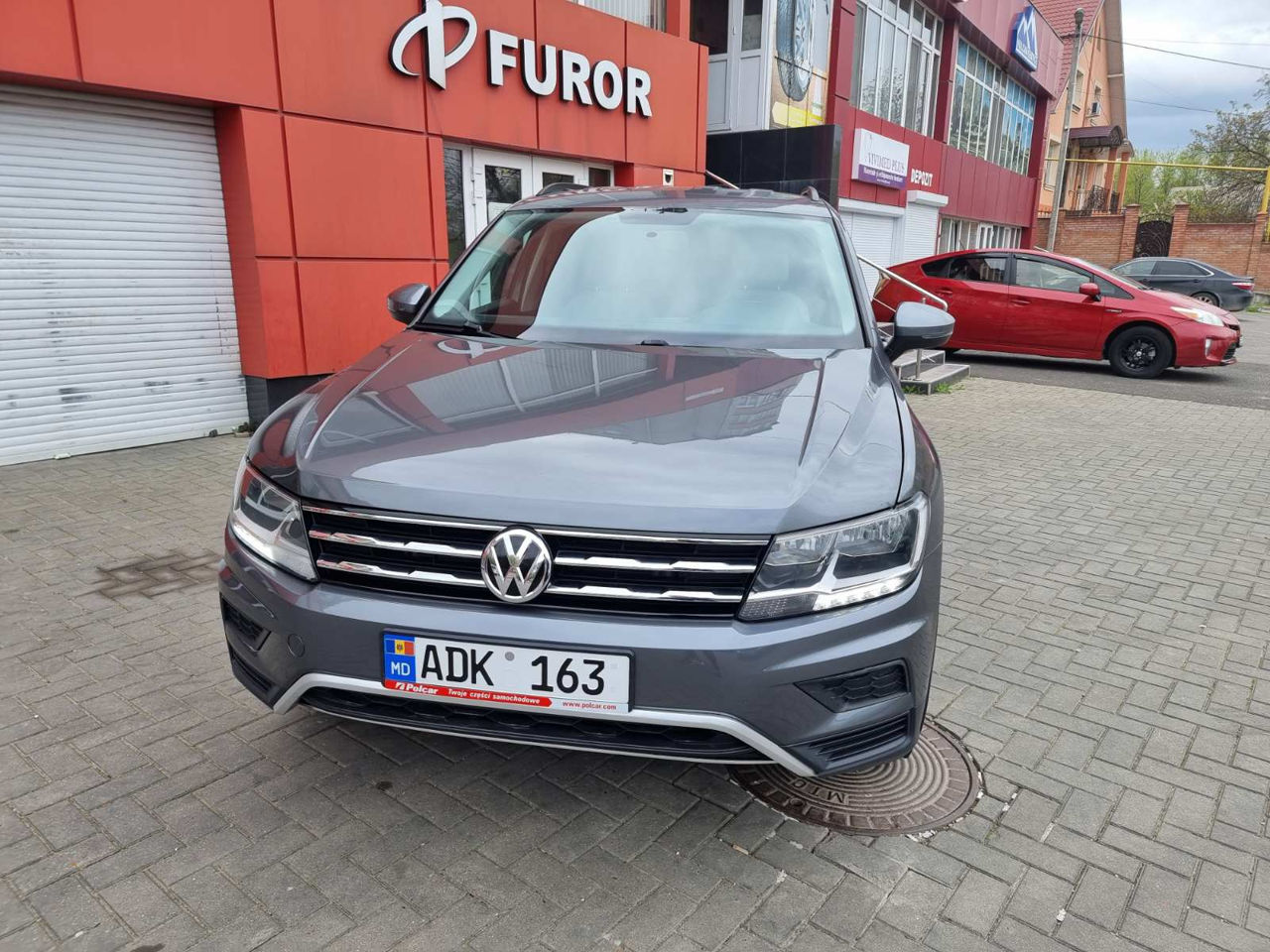 Volkswagen tiguan chirie auto  авто прокат rent a car фото 1
