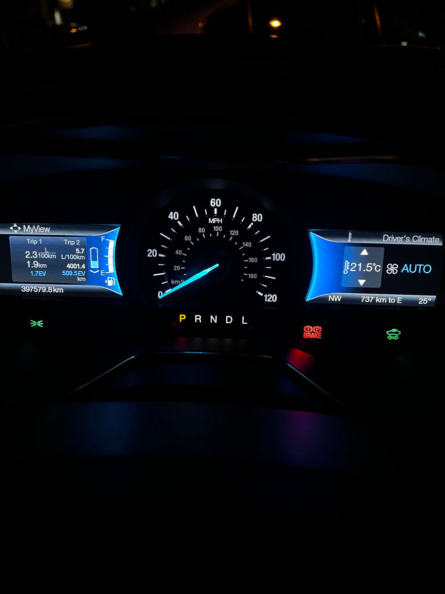 Ford Fusion фото 8