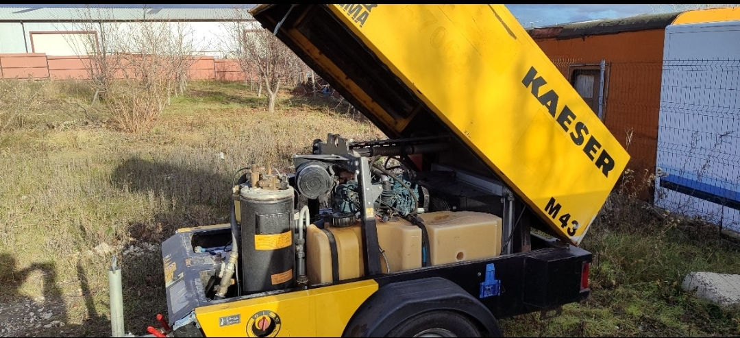 Kaeser M43. Motocompresor remorcabil. foto 2