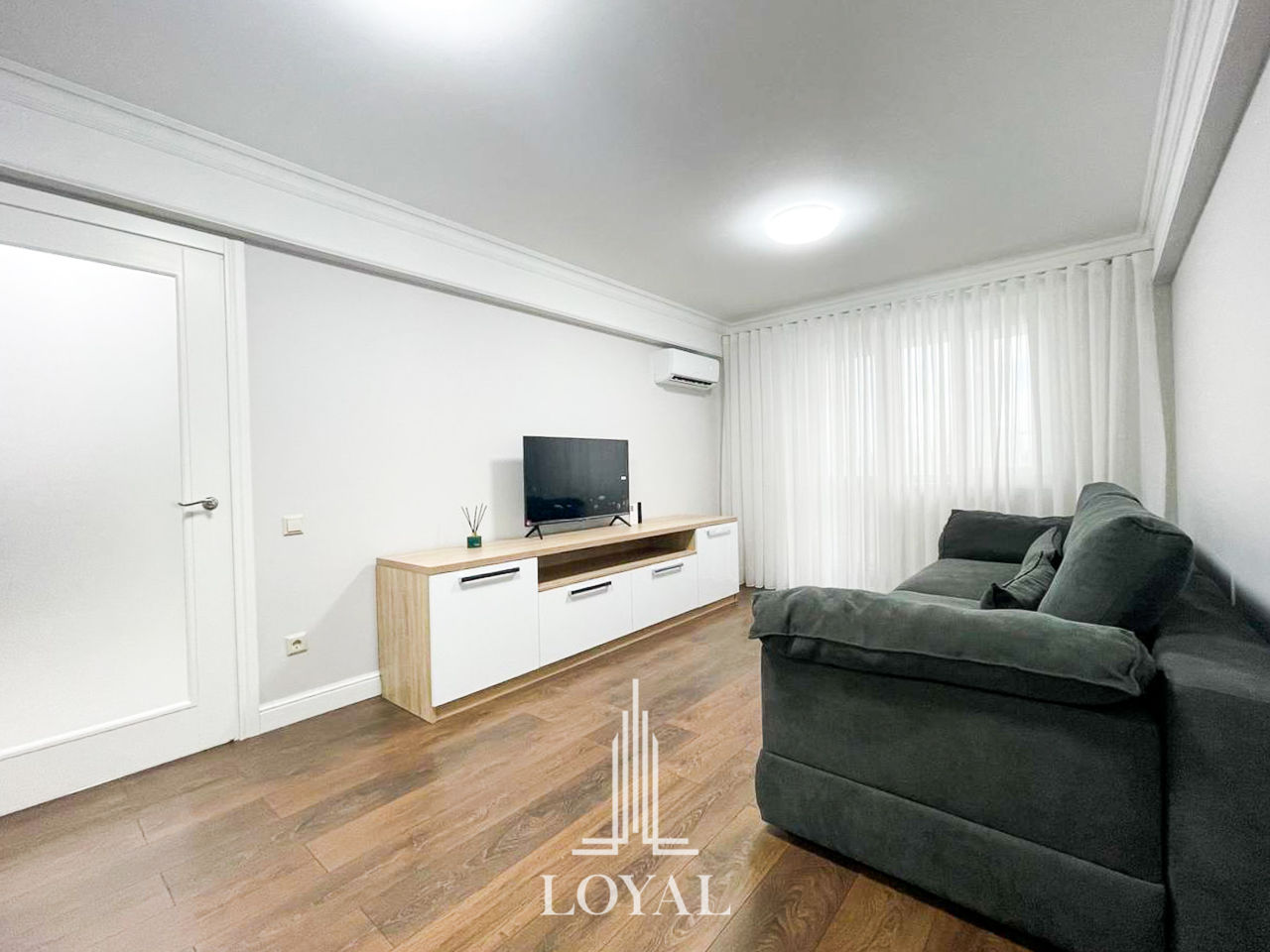 Apartament cu 2 camere, 60 m², Centru, Chișinău foto 8