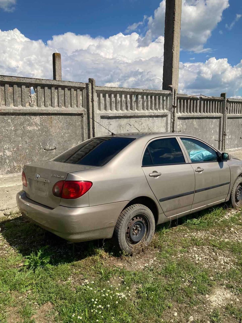 Toyota Corolla ,verso 2.0.2.2 D-cat 2003- 2008 foto 1