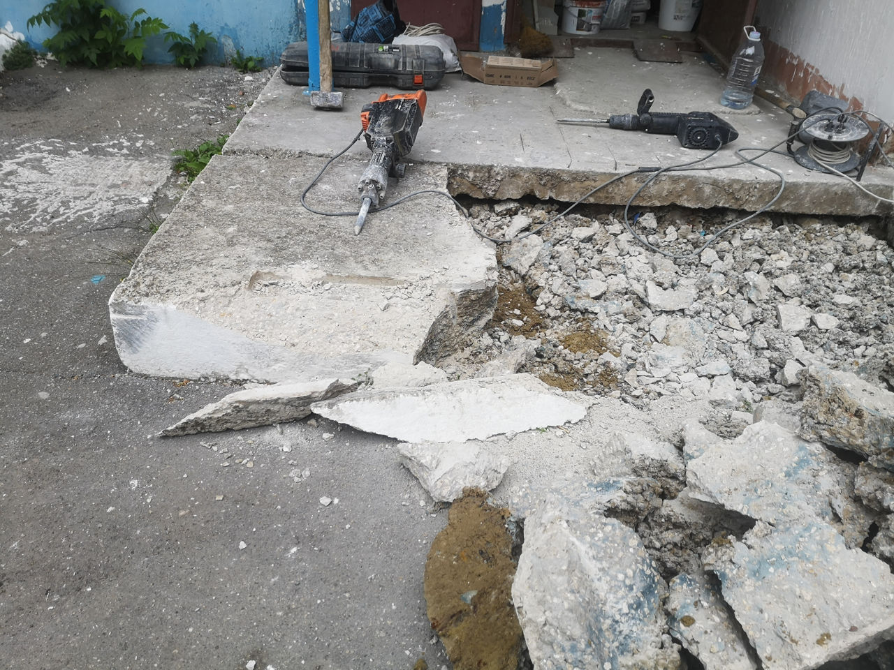 Sapaturi,nivelari,demolari,fundatii,moloz foto 9