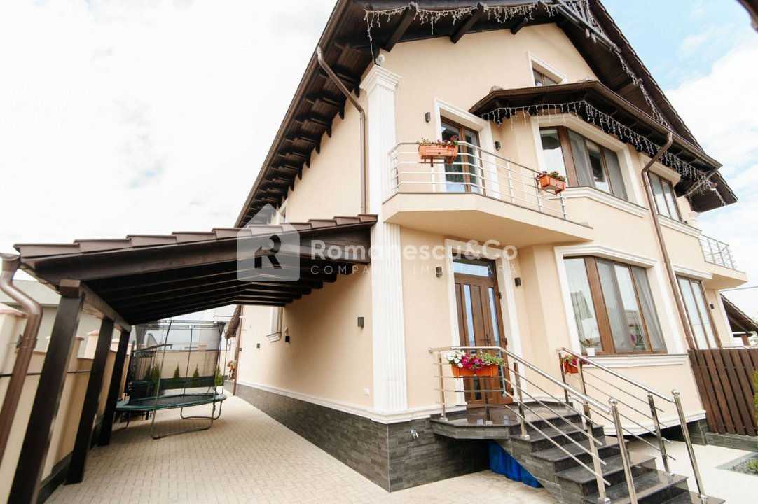 Duplex în 3 niveluri! Durlești, str. Adrian Păunescu, 180m2 + 2,5 ari.  foto 0