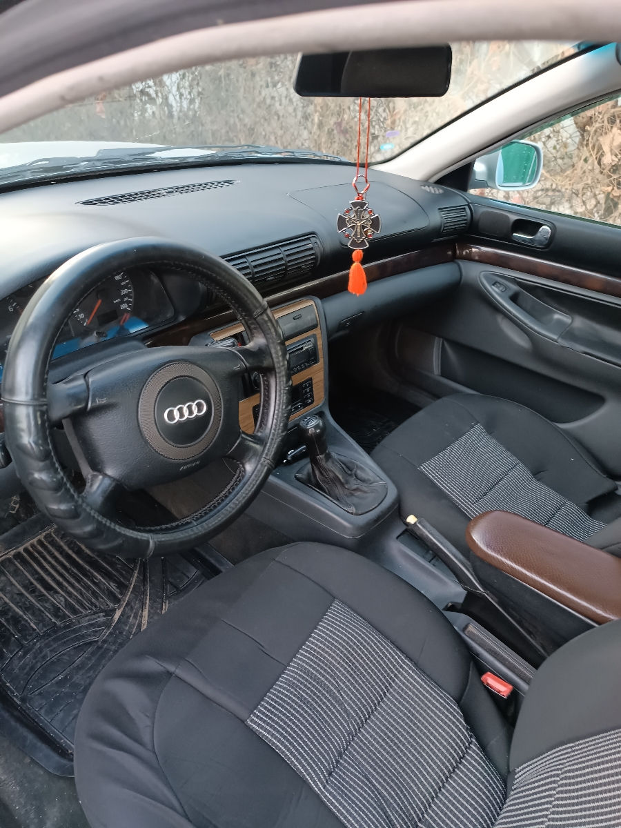 Audi A4 foto 6