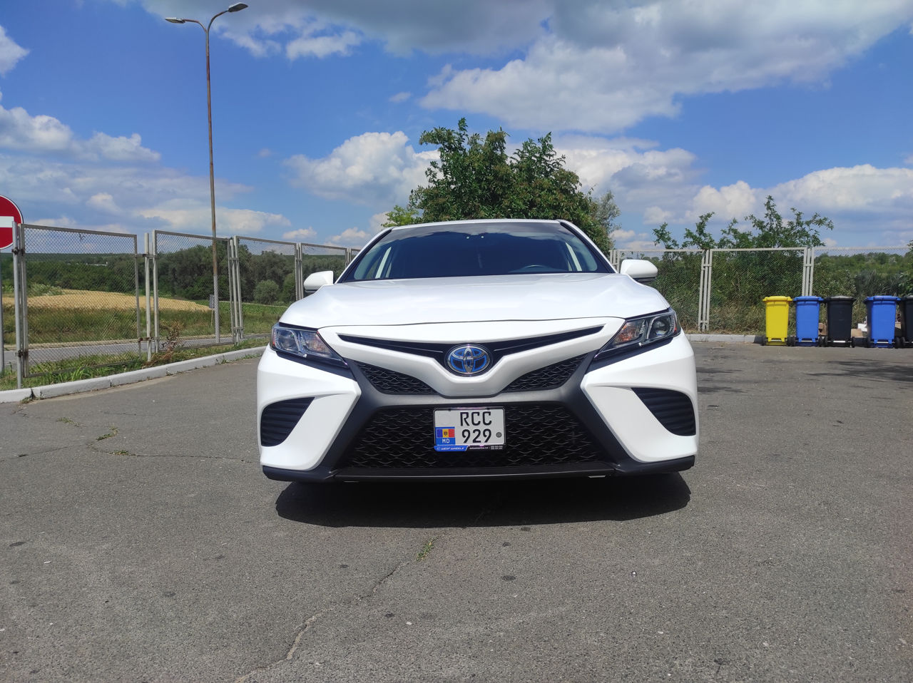 Toyota Camry foto 1