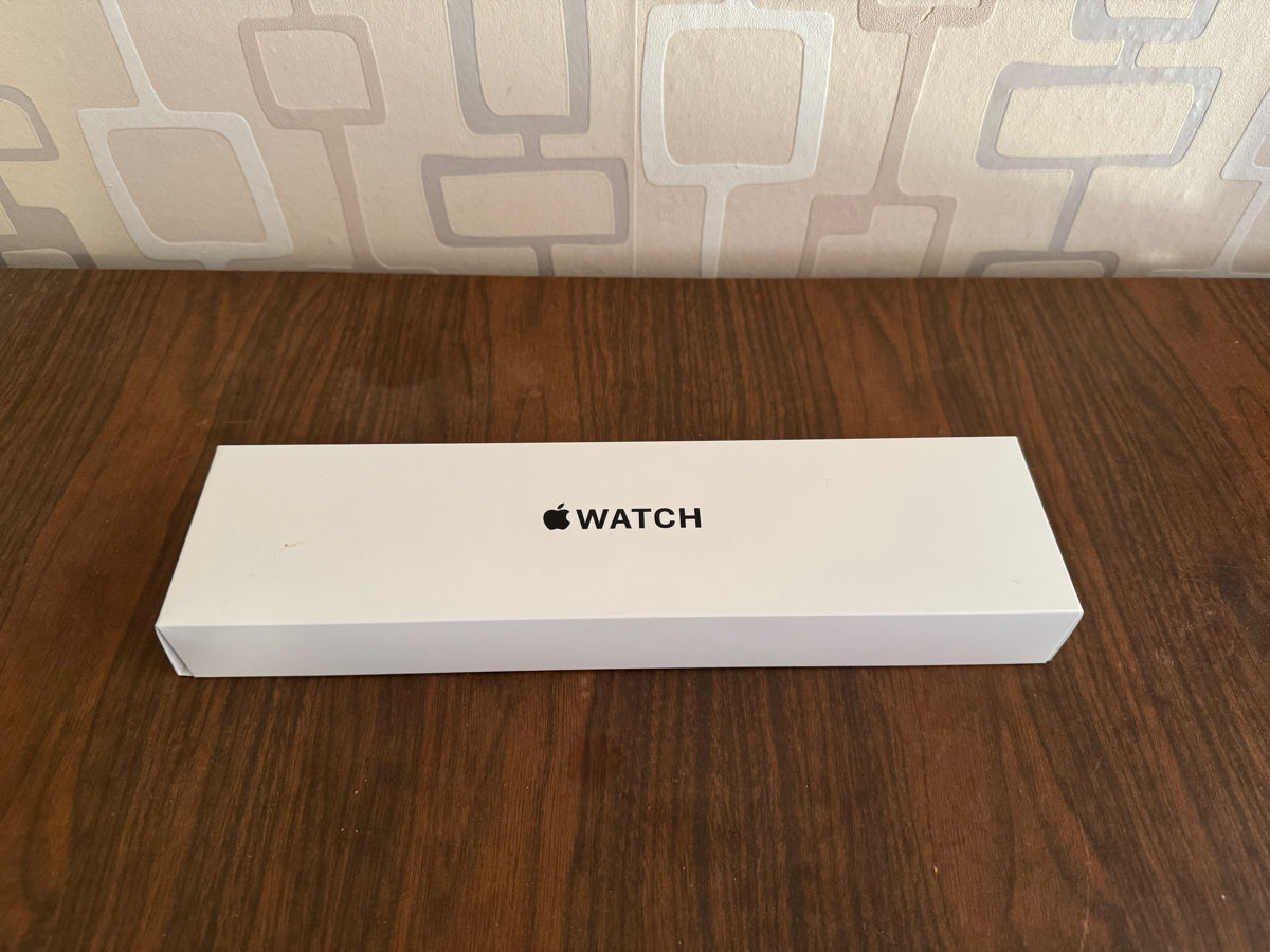 Apple Watch SE (2nd Gen) 44mm foto 0