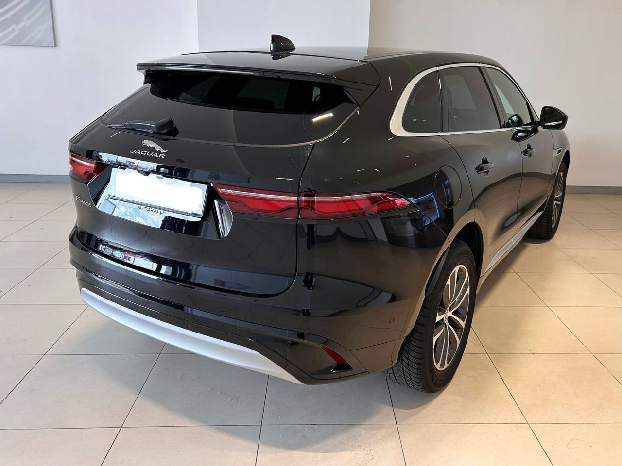 Jaguar F-PACE foto 2