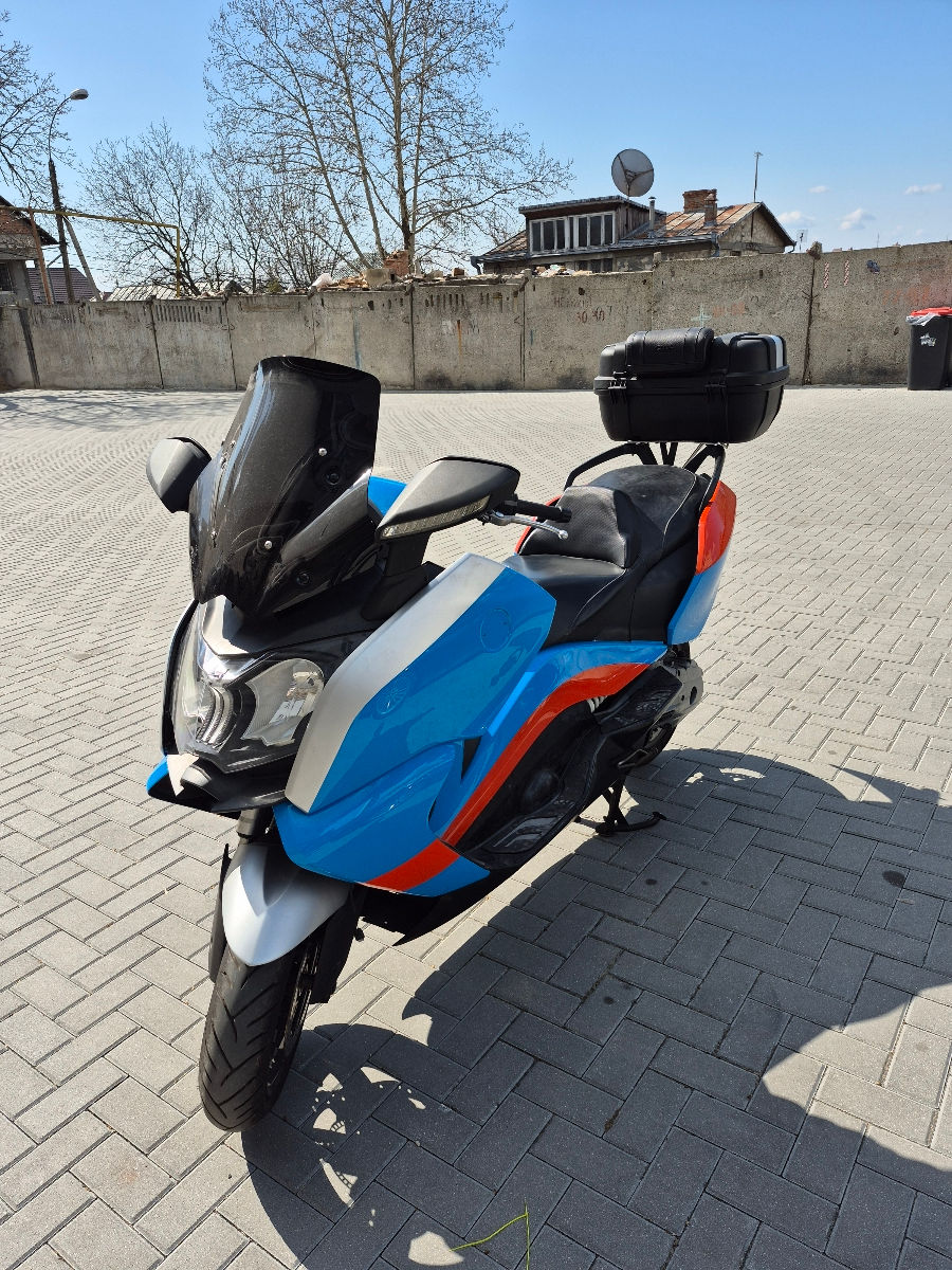 BMW BMW C650 GT, an 2013, 60 cai putere.
 фото 0