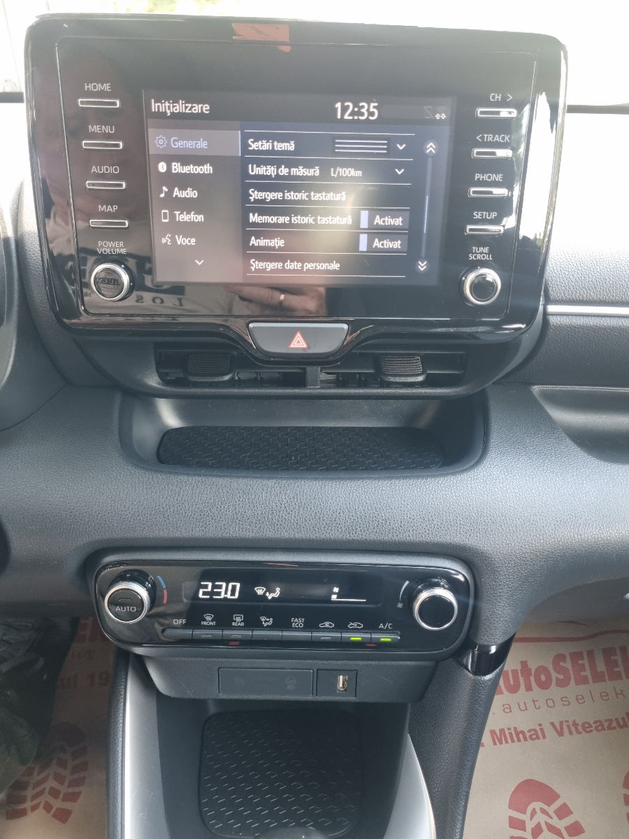 Toyota Yaris 2021 photo 16