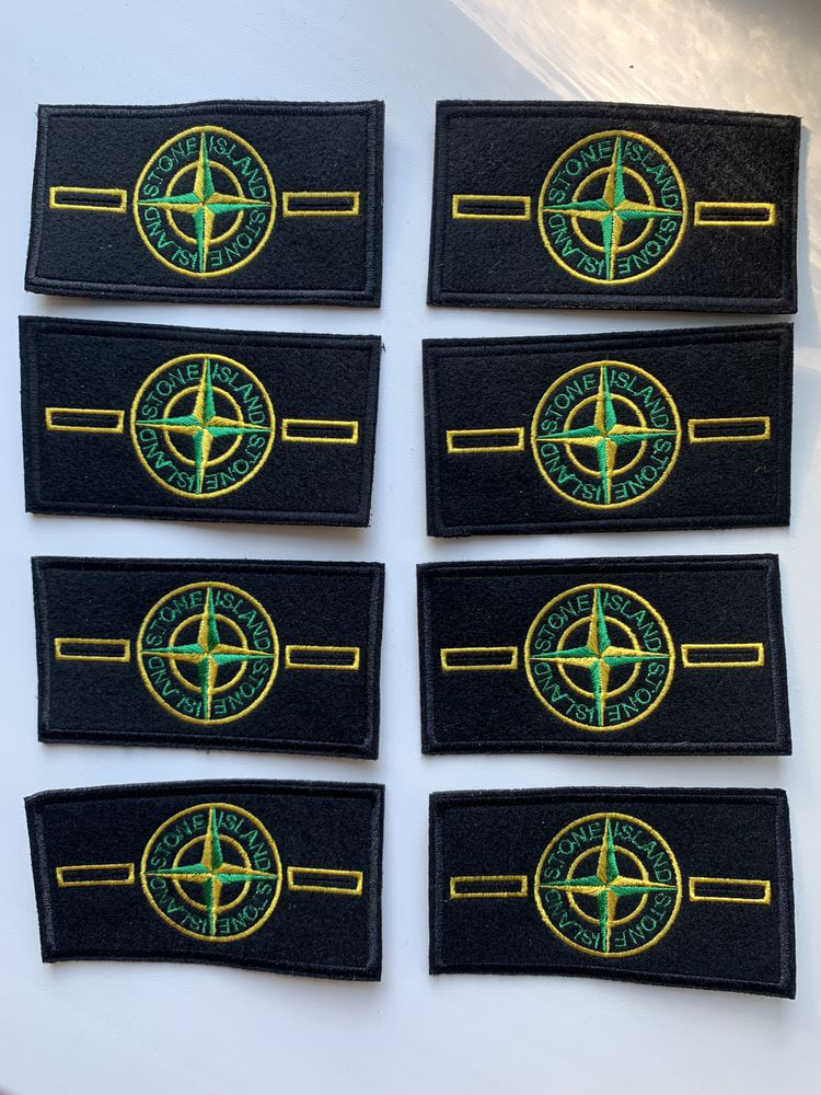 Фото патча stone island