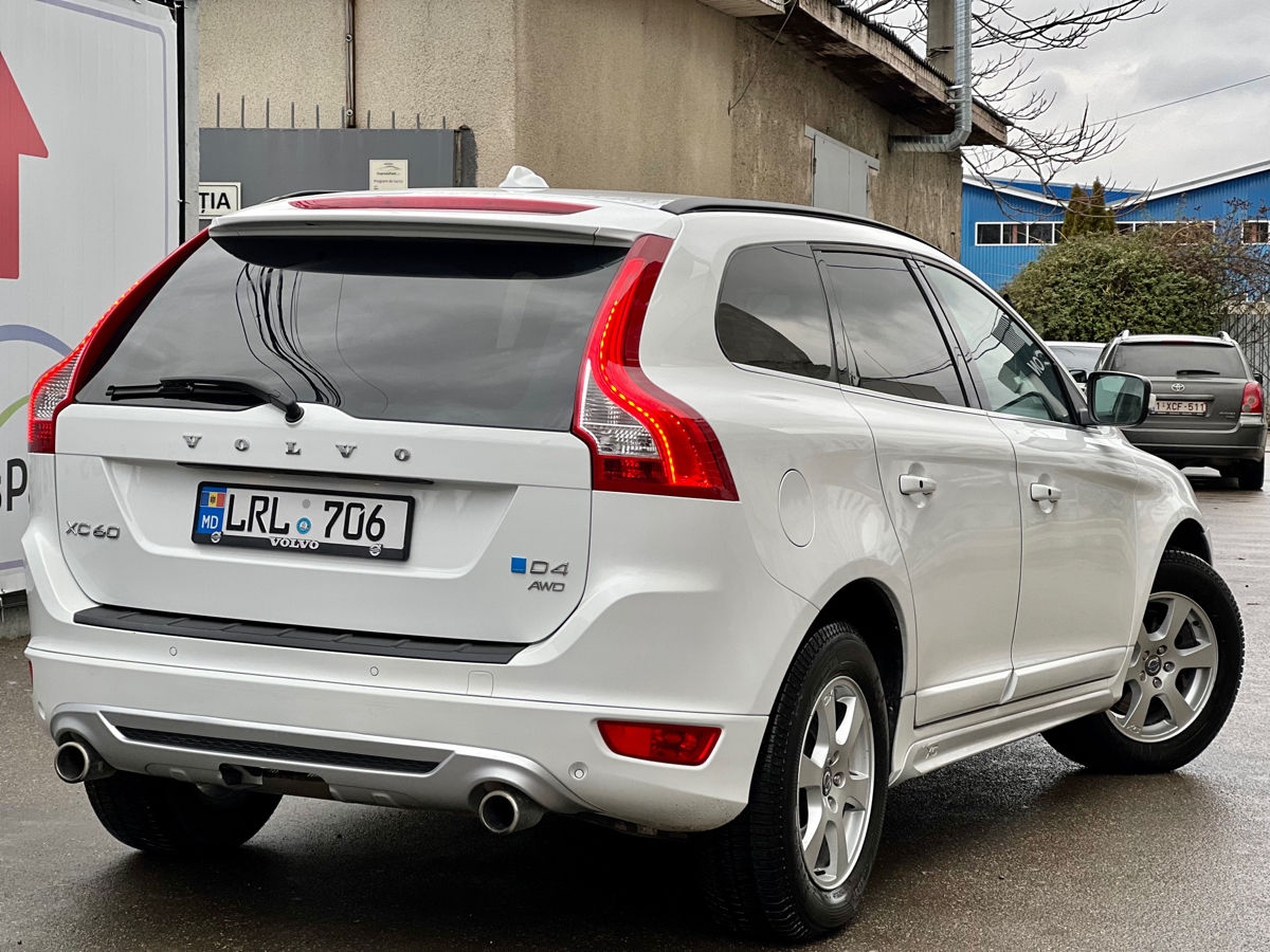 Volvo XC60 foto 3