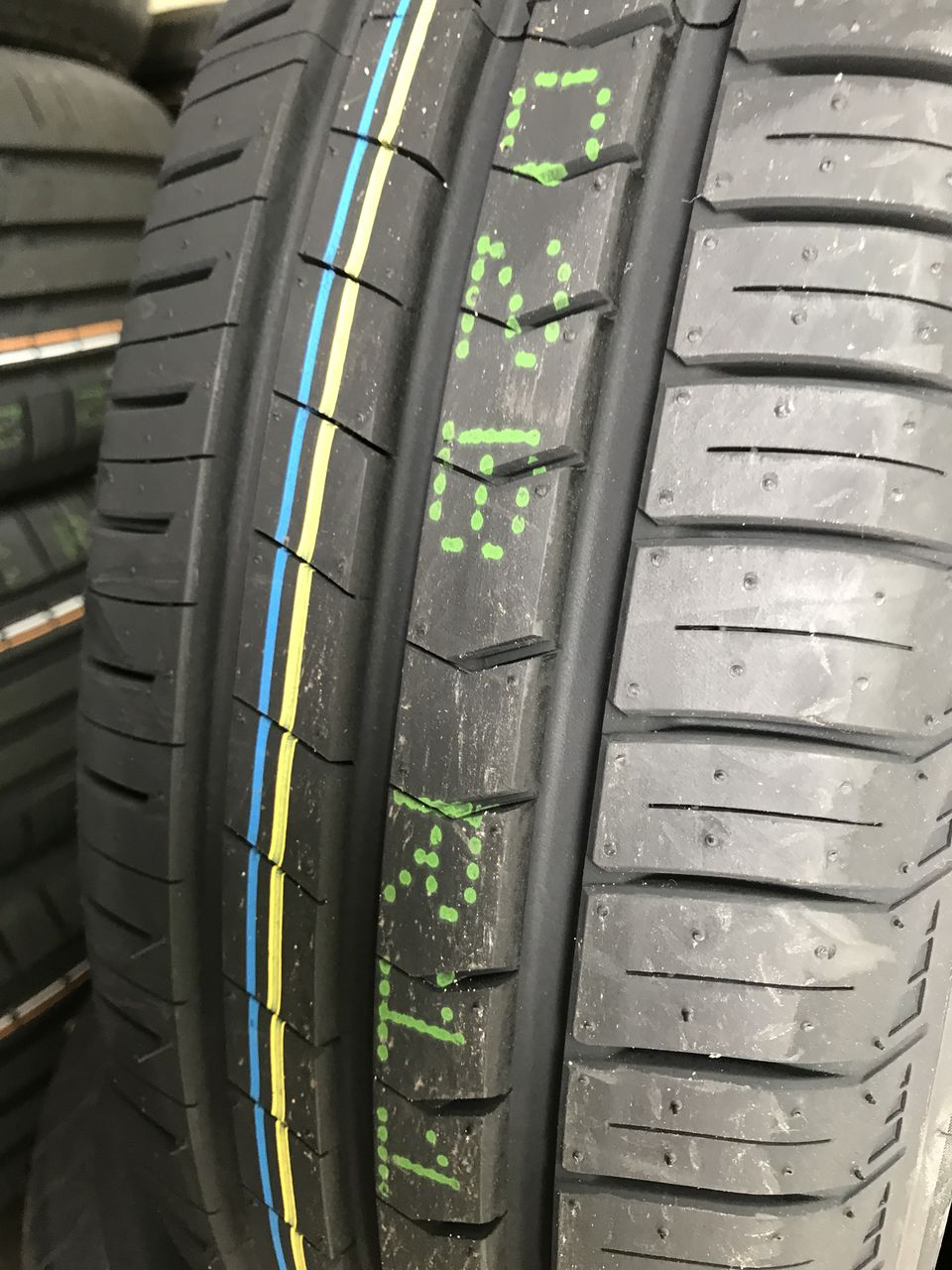 175/60 R15 Tracmax Xprivilo TX2/ Доставка, livrare toata Moldova foto 3