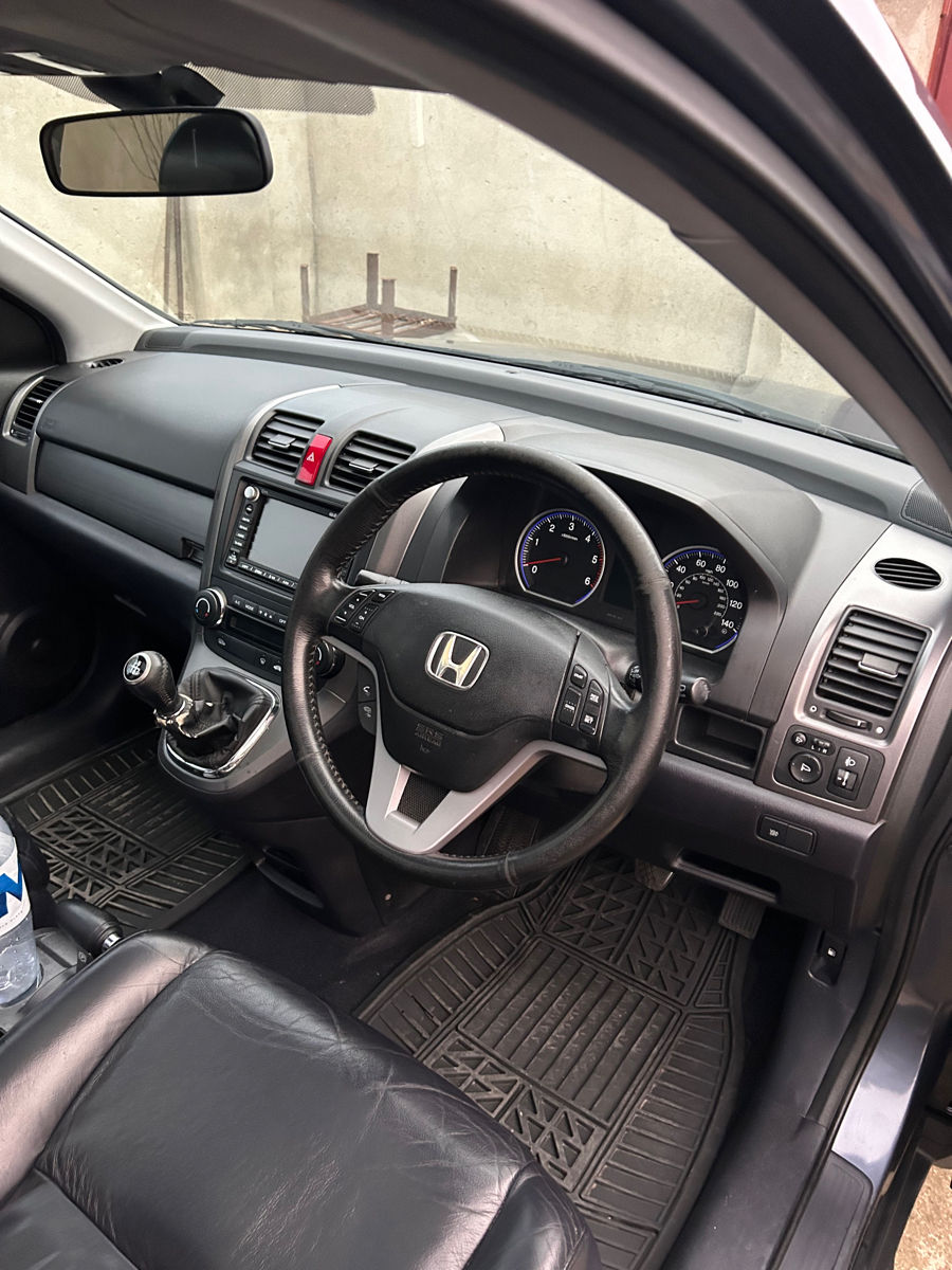 Honda CR-V фото 7