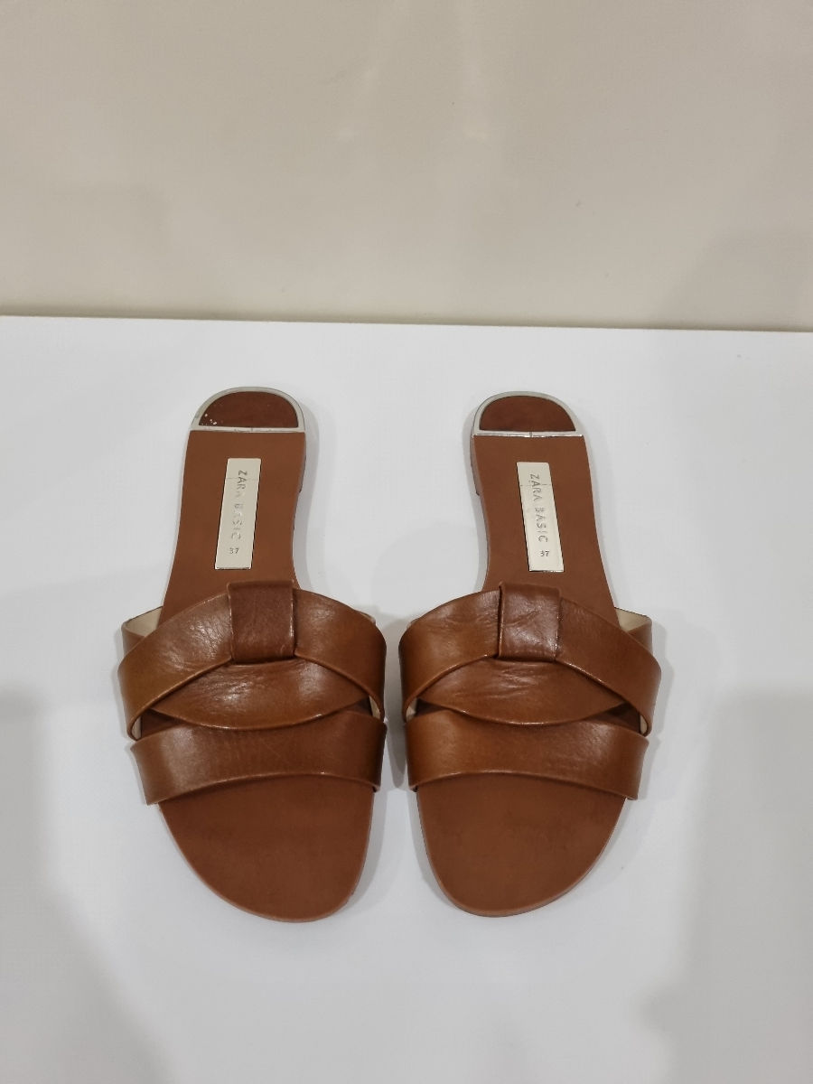 Slapi Zara piele naturală, marime 37, 230 lei foto 3