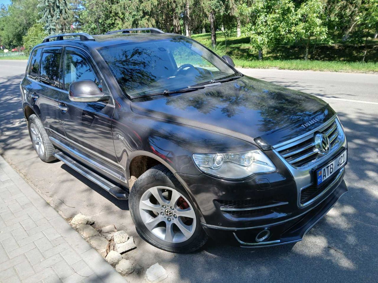 Volkswagen Touareg фото 1