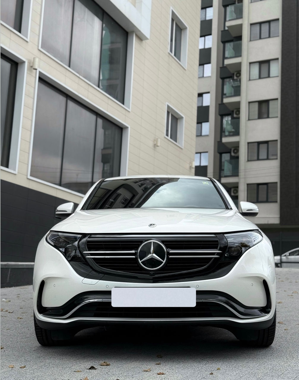 MercedesEQC