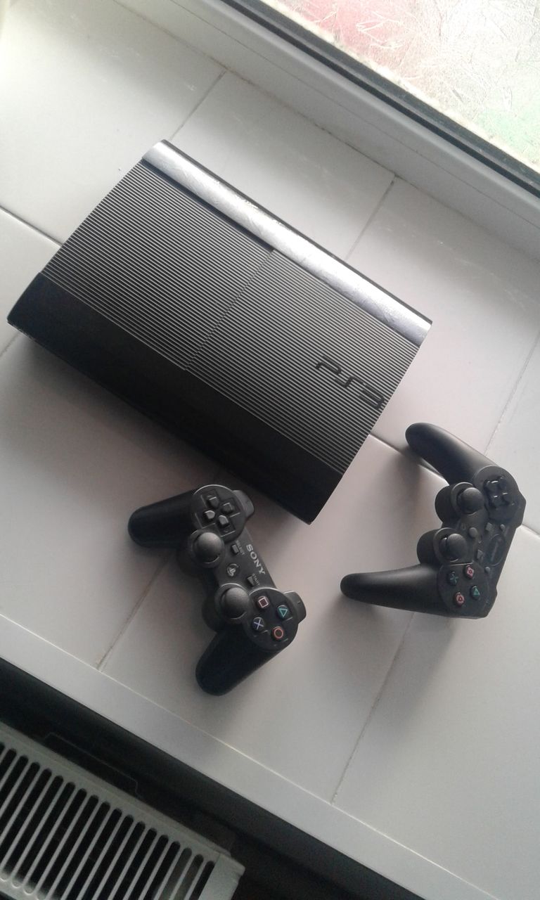 Продам playstation 3 super slim прошитая han exploit