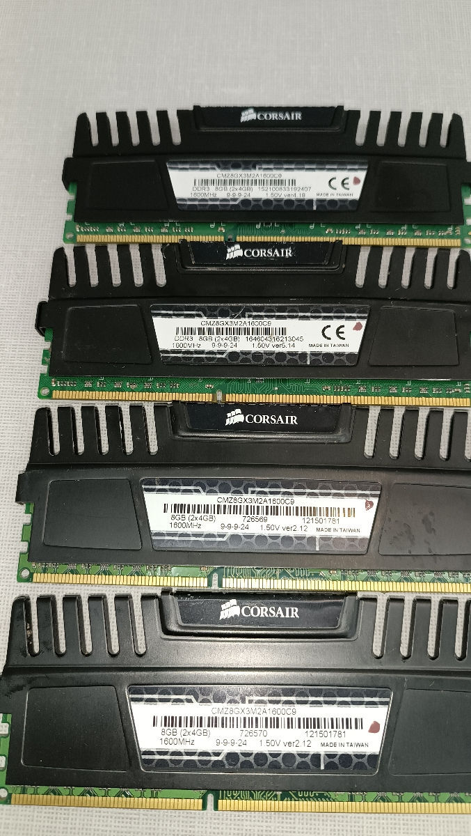 Vând memorii Ram pentru Calculator de masa, DDR 3, DDR 4 foto 9