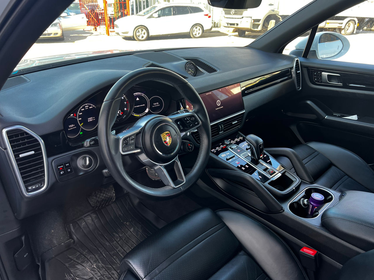 Porsche Cayenne foto 6