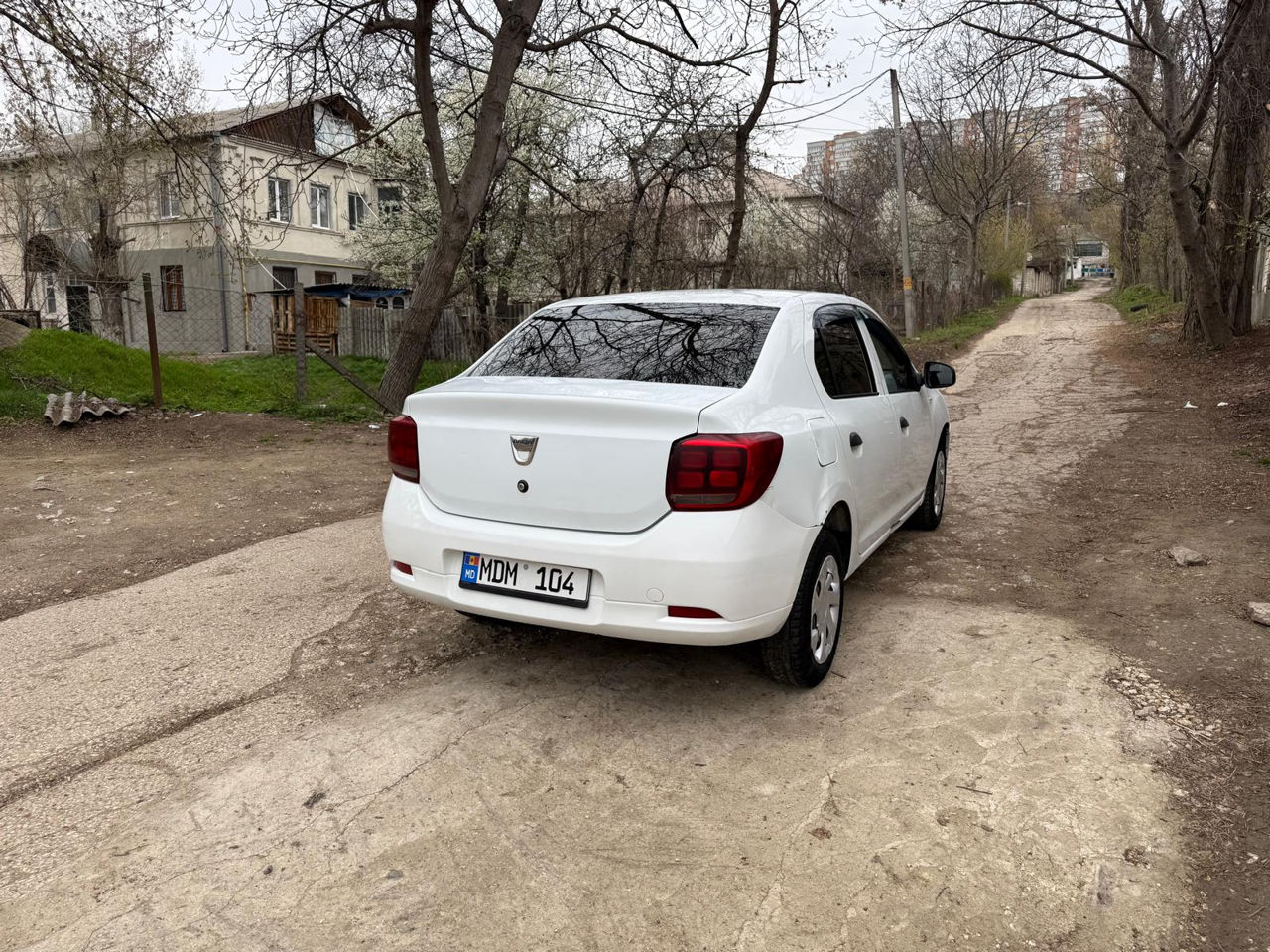 Dacia Logan foto 2