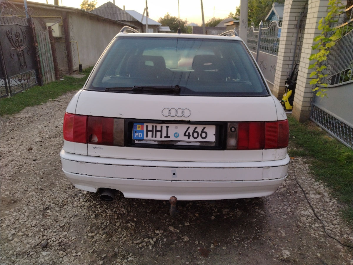 Audi 80 foto 2
