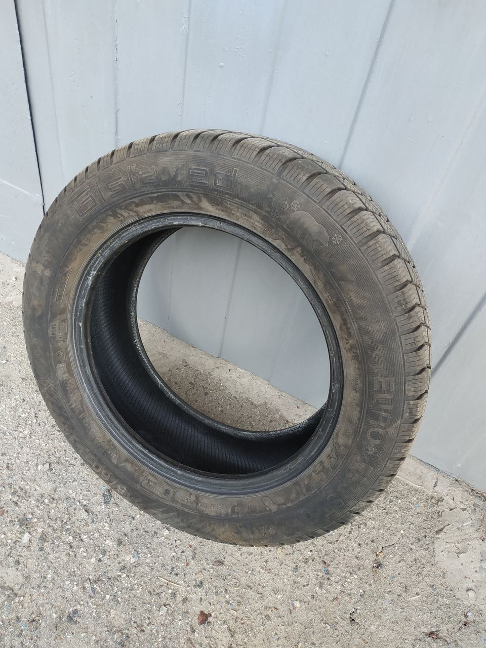 Gislaved Euro Frost 6 215/60 R16 99H XL